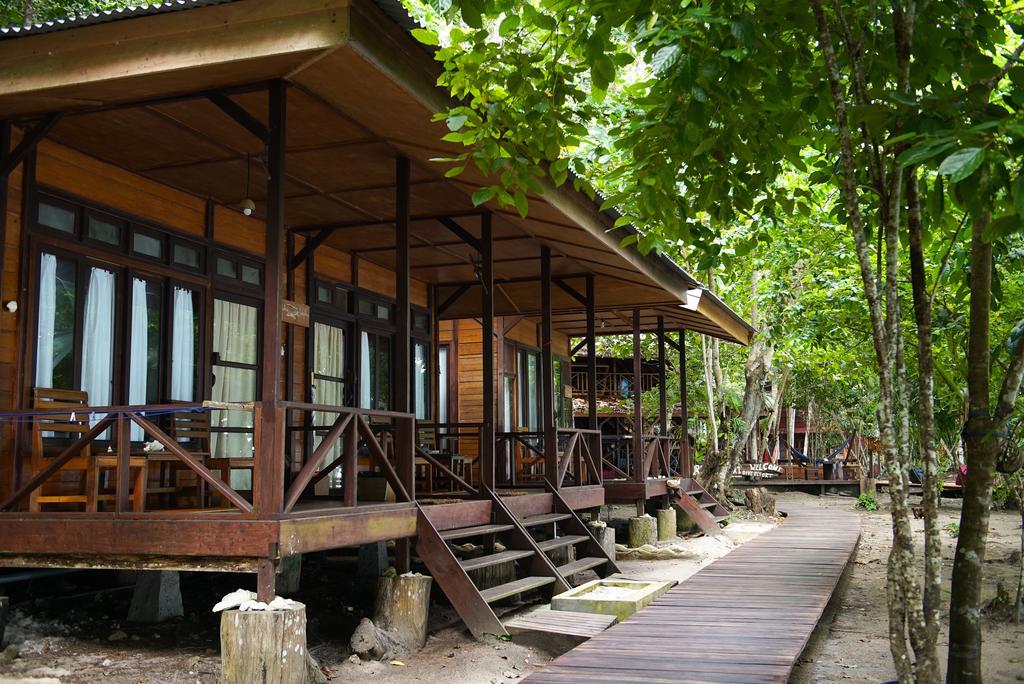 Raja Ampat Dive Resort Tapokreng Luaran gambar