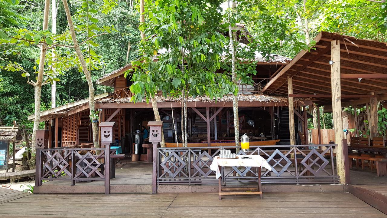 Raja Ampat Dive Resort Tapokreng Luaran gambar